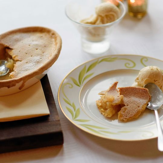 dessert on plate at Virginia Park Lodge